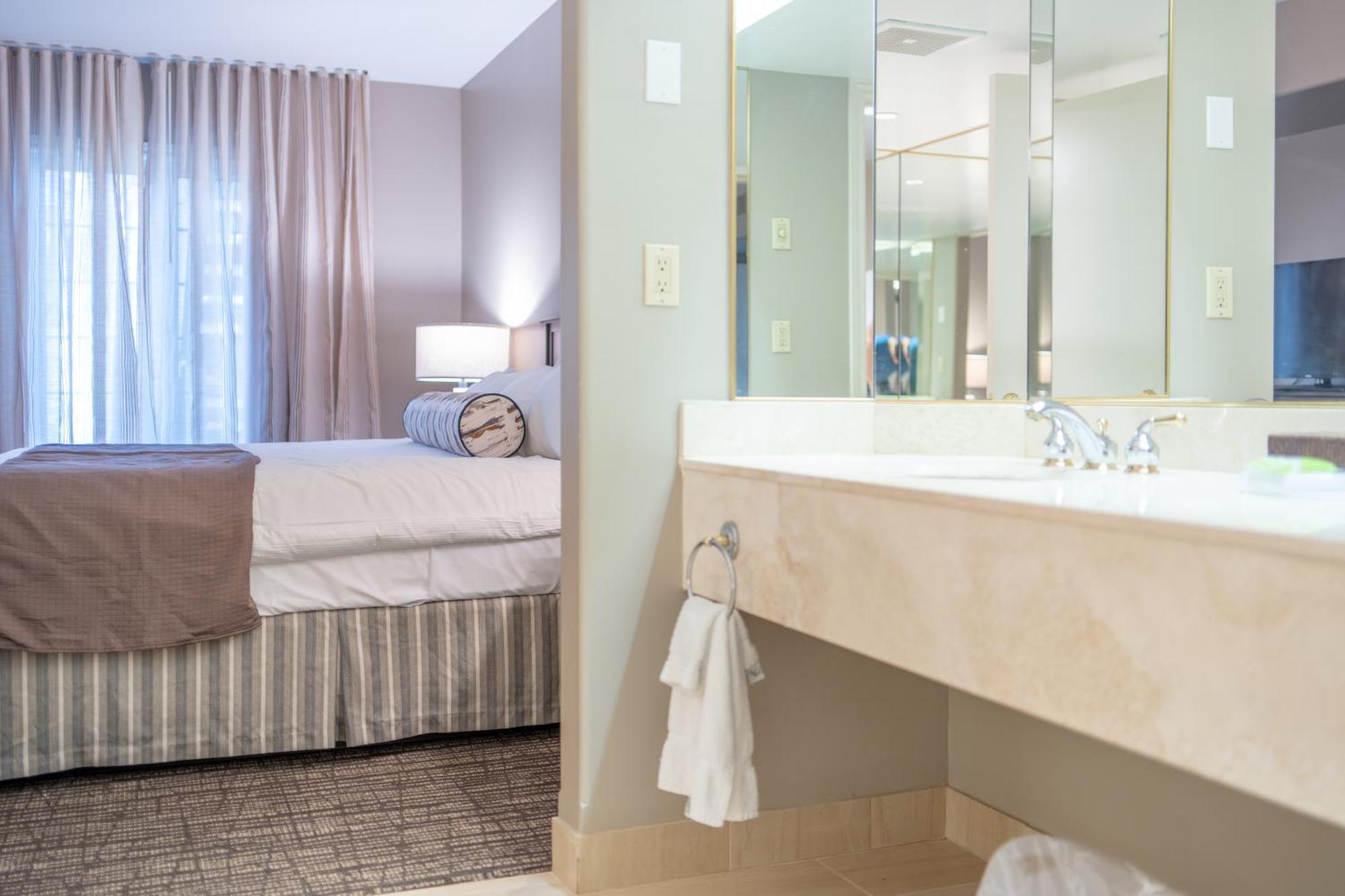 Horseshoe Valley Suites - The Azure Shanty Bay Ngoại thất bức ảnh